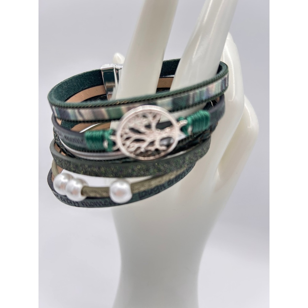Tree of Life Wrap Bracelet Womens OS Green Good Magnetic Faux Leather